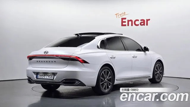 Hyundai Grandeur Новый Grandeur IG — Фото автомобиля 2