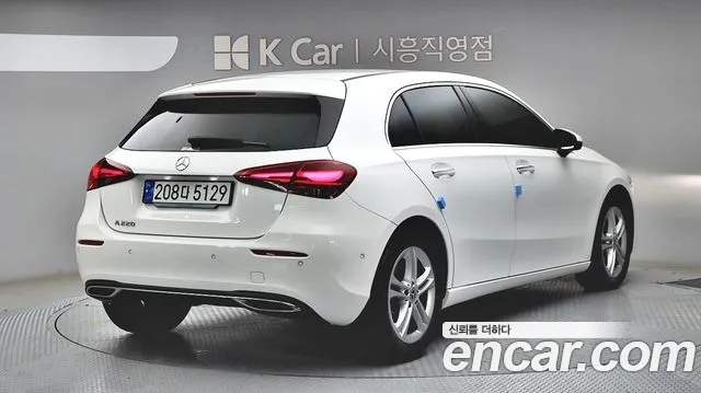 Mercedes-Benz A-Class W177 — Фото автомобиля 3