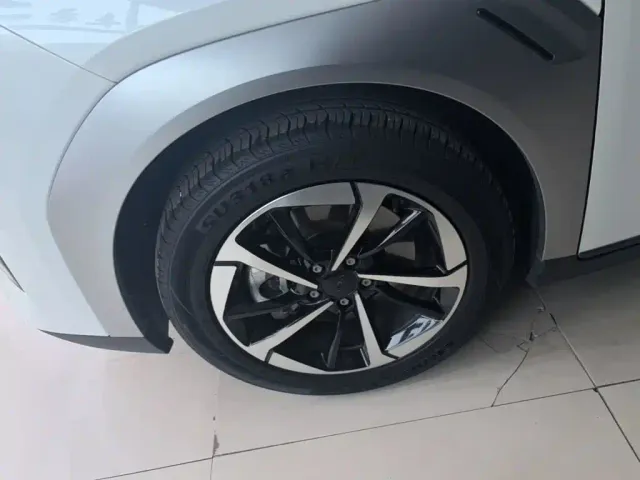 GAC Aion Y — Фото автомобиля 22