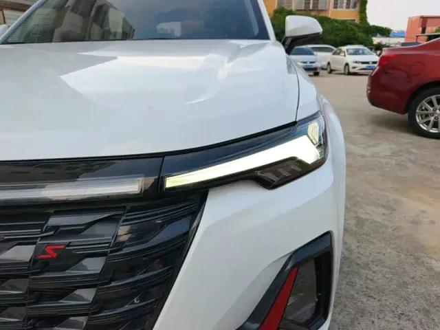 Changan CS35 Plus — Фото автомобиля 23