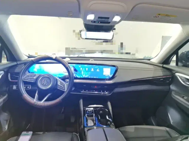 Buick Envision Plus — Фото автомобиля 9