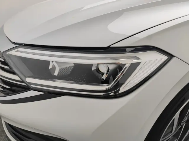 Volkswagen Sagitar — Фото автомобиля 14