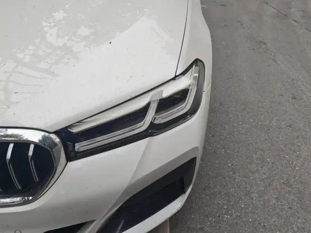 BMW 5 Series — Фото автомобиля 5