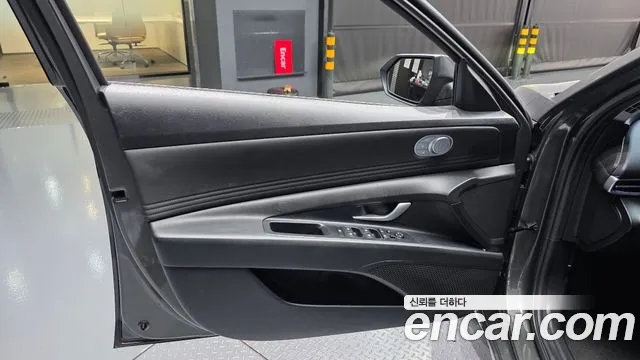 Hyundai Avante CN7 — Фото автомобиля 13