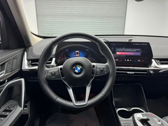 BMW X1 — Фото автомобиля 13