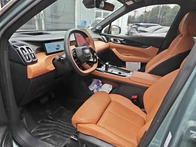 Geely Boyue L — Фото автомобиля 19