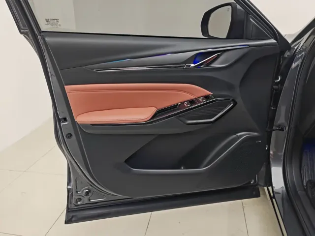 Changan X5 Plus — Фото автомобиля 19
