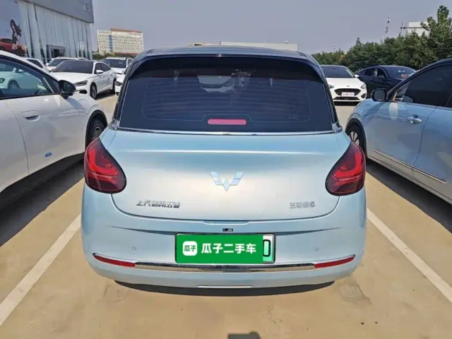 Wuling Bingo — Фото автомобиля 5