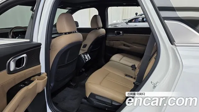 Kia Sorento Новый Sorento 4 поколение Бензин 2.5T 2WD — Фото автомобиля 22