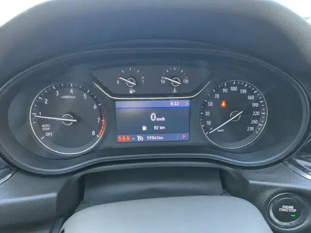 Buick Regal — Фото автомобиля 11