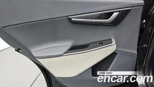 Kia EV6 — Фото автомобиля 25
