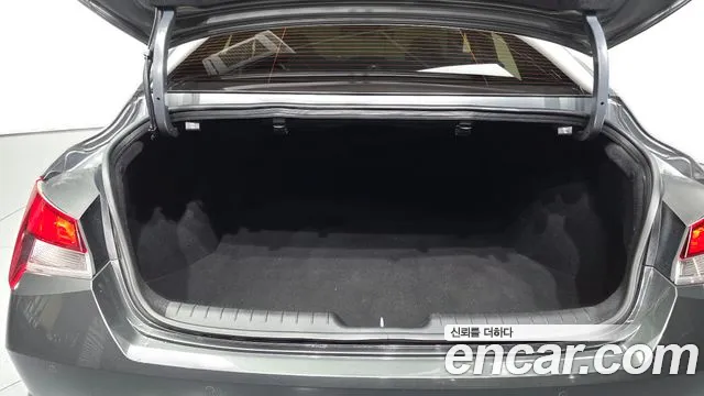 Hyundai AVANTE Avante (CN7) — Фото автомобиля 20
