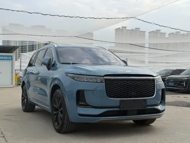 Li Auto ONE — Фото автомобиля 3