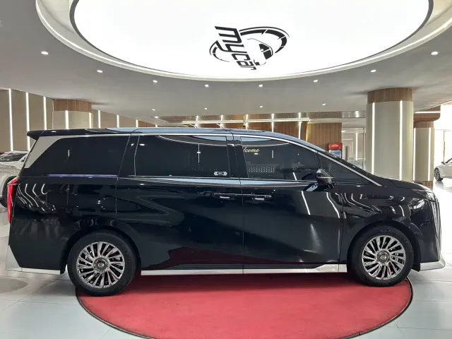 GAC Trumpchi M8 — Фото автомобиля 4
