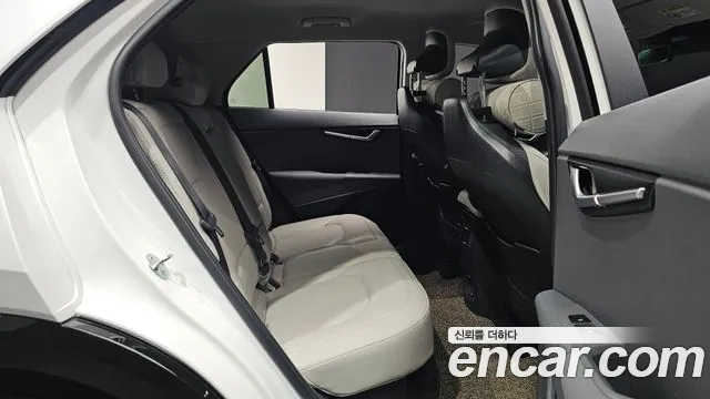Kia Niro The All New Niro Signature — Фото автомобиля 12