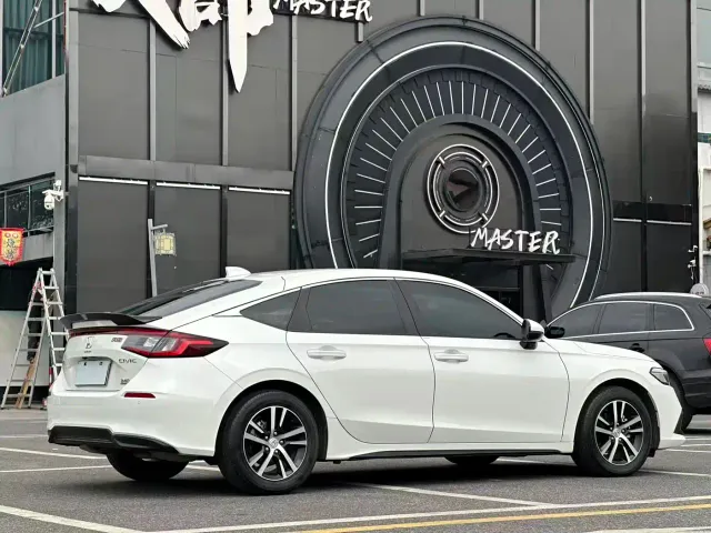 Honda Civic — Фото автомобиля 14