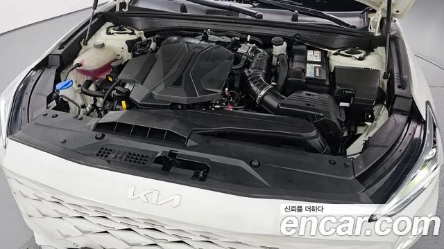 Kia K8 — Фото автомобиля 6