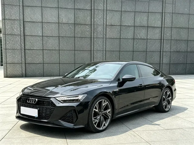 Audi Audi A7L 2022 45 TFSI quattro S-line Black Warrior Edition — Фото автомобиля 2