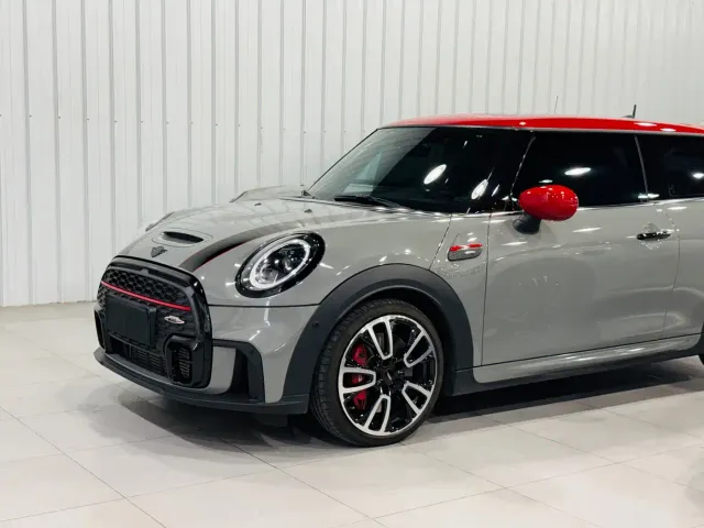 MINI John Cooper Works — Фото автомобиля 2