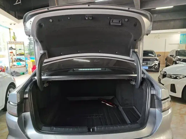 BYD Seal 05 DM-i — Фото автомобиля 18