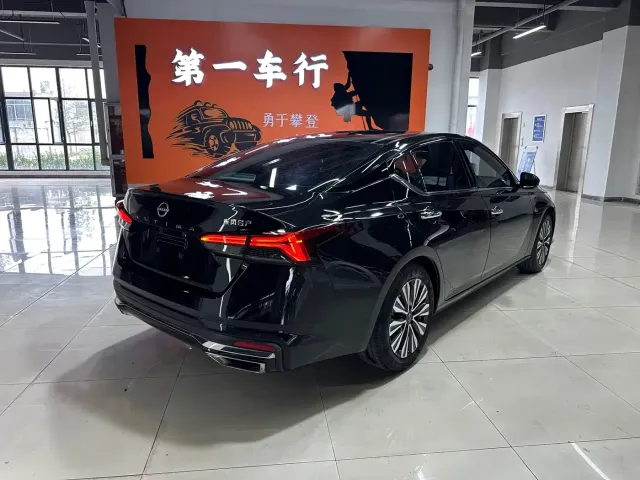 Nissan Teana 2022 2.0L XL-Upr Premium Edition — Фото автомобиля 3
