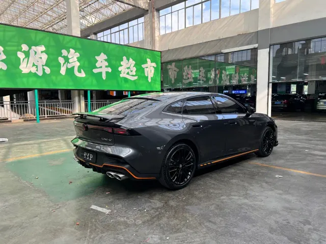 Changan UNI-V — Фото автомобиля 9