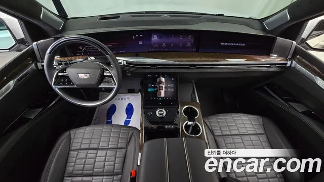 Cadillac Escalade Generation 5 — Фото автомобиля 7