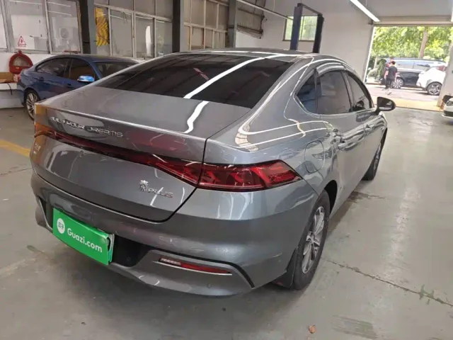 BYD Qin PLUS — Фото автомобиля 6