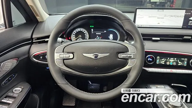 Genesis GV70 — Фото автомобиля 19