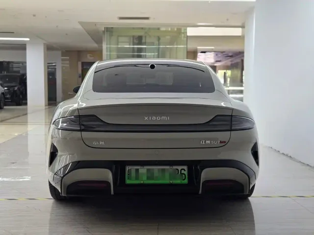 Xiaomi SU7 — Фото автомобиля 3