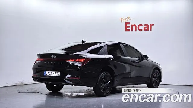Hyundai AVANTE Avante (CN7) — Фото автомобиля 2