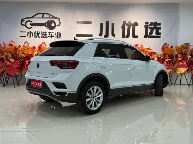 Volkswagen T-Roc — Фото автомобиля 4