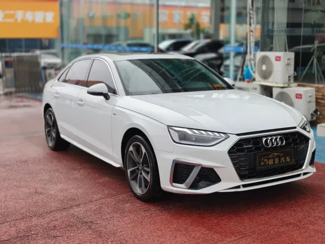 Audi A4L — Фото автомобиля 2