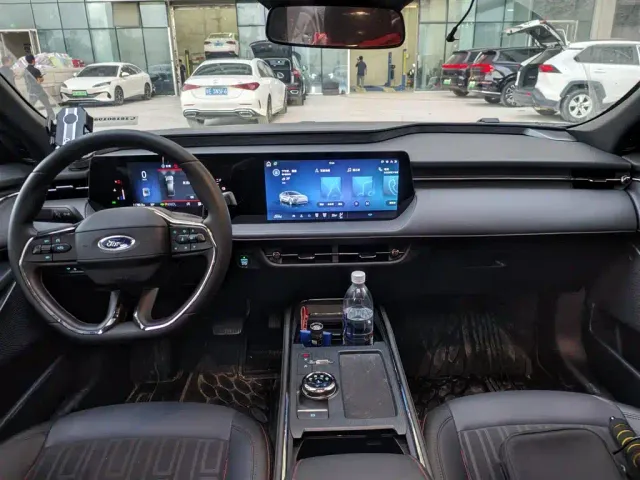 Ford Mondeo — Фото автомобиля 7