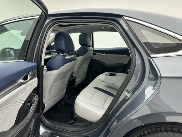 Geely Xingrui — Фото автомобиля 18