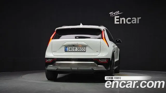 Kia Niro The All New Niro Signature — Фото автомобиля 4