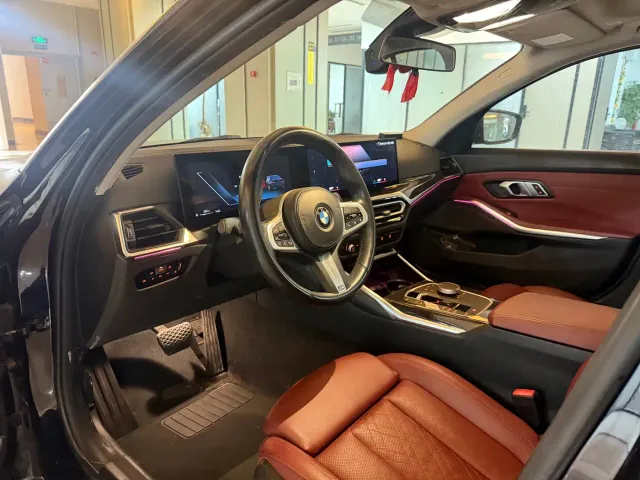 BMW 3 Series — Фото автомобиля 5