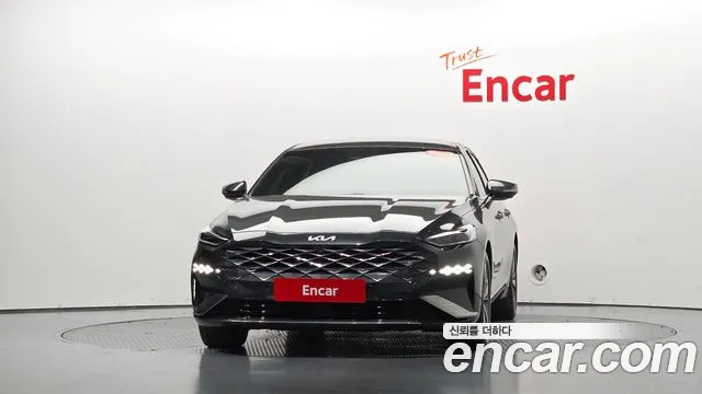 Kia K8 Hybrid — Фото автомобиля 3