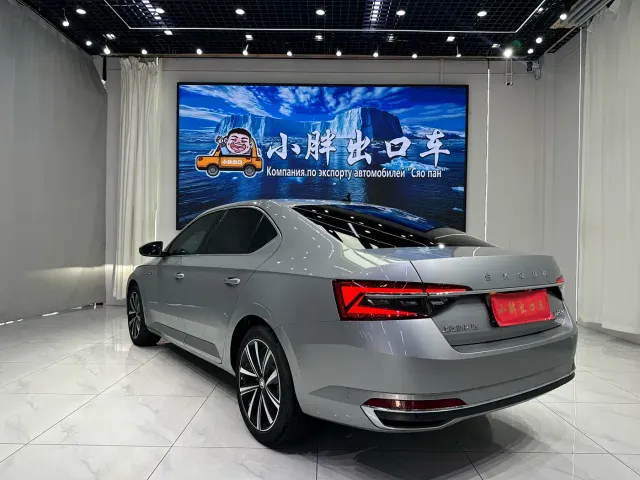Skoda Superb — Фото автомобиля 6