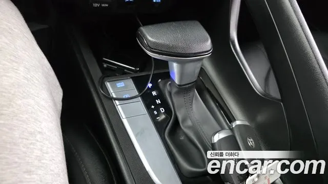 Hyundai AVANTE Avante (CN7) — Фото автомобиля 9