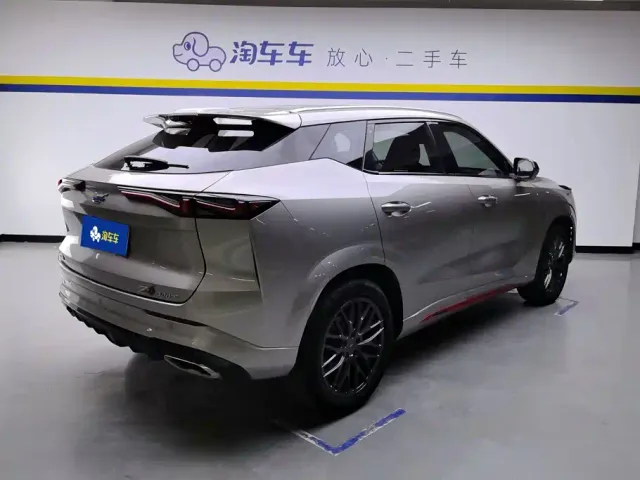 Changan Z6 — Фото автомобиля 3