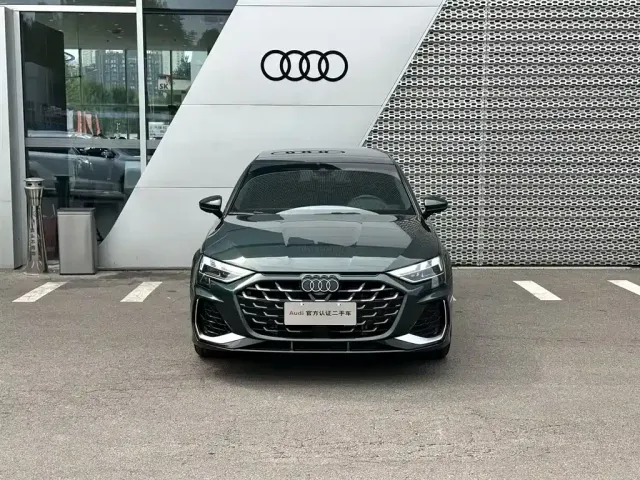 Audi Audi A3 2025 Sportback 35TFSI Flying Premium — Фото автомобиля 2
