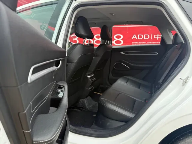 Geely Emgrand — Фото автомобиля 6