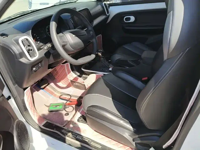 Roewe Clever — Фото автомобиля 14