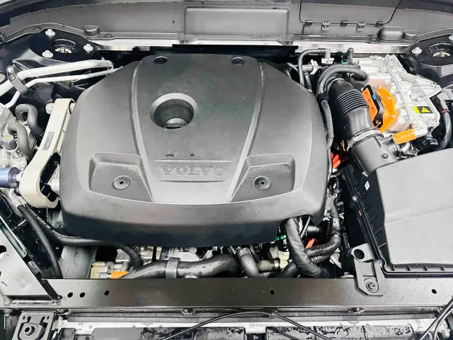 Volvo XC60 — Фото автомобиля 15