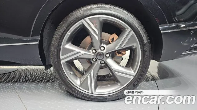 Genesis GV80 3.5T Бензин AWD — Фото автомобиля 17