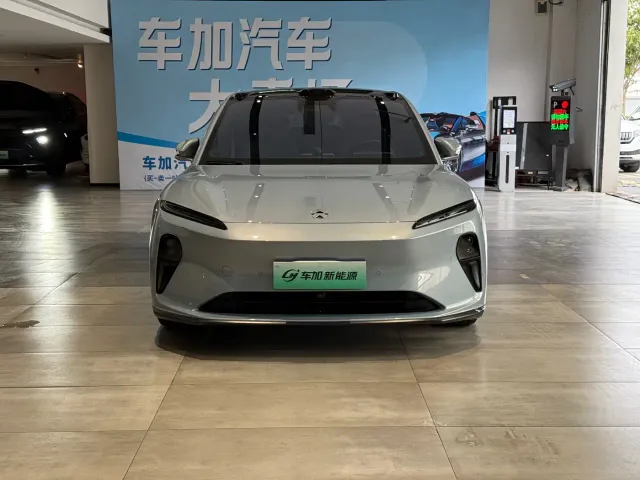 Nio ET5 Touring — Фото автомобиля 2