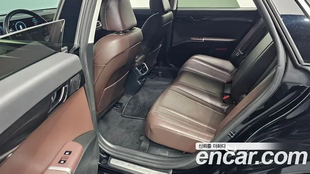 Hyundai Grandeur GN7 — Фото автомобиля 11