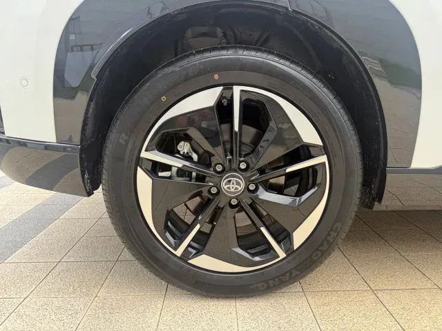 Toyota BoZhi 3X — Фото автомобиля 13