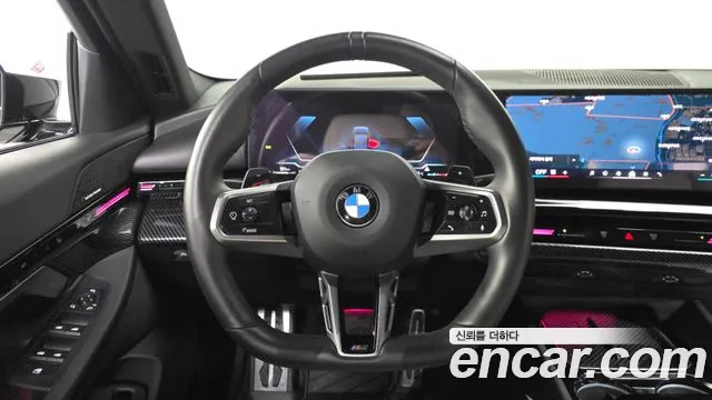 BMW 5 Series G60 — Фото автомобиля 19